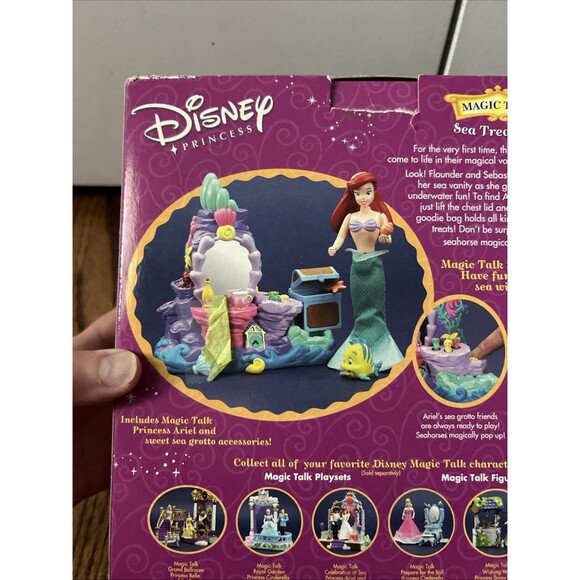Disney Princess Ariel  MAGIC TALK SEA TREASURES Play set never opened sealed - Picture 7 of 7